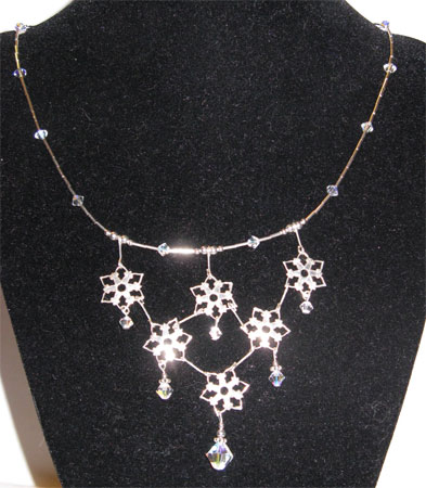 snowflakes necklace
