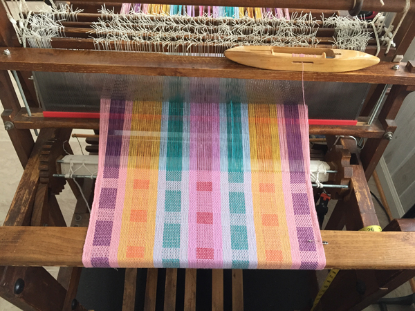 taquete blocks with pink weft