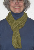 Infinity scarf keyhole