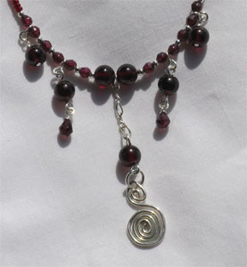 custom-garnet-necklace