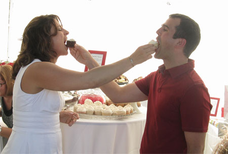 eating wedding cake